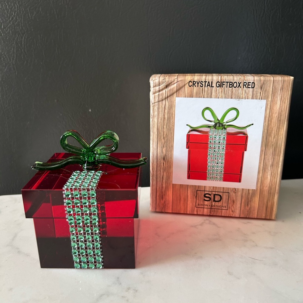 Crystal Gift Box Red with Green Bow